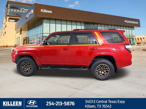 Used 2023 Toyota 4Runner 40th Anniversary SE image 4