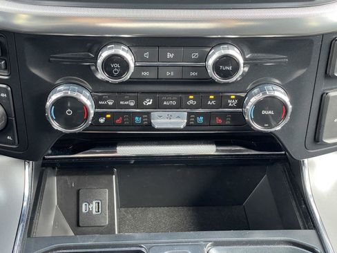 Used 2024 Ford F150 Lariat w/ Tow/Haul Package AWD/4WD image 27