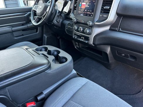 Used 2024 RAM 2500 Big Horn AWD/4WD image 16