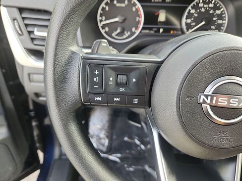 Certified 2024 Nissan Rogue SV image 21