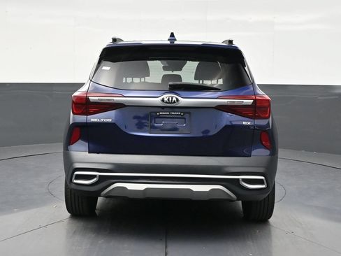 Used 2021 Kia Seltos EX AWD/4WD image 4