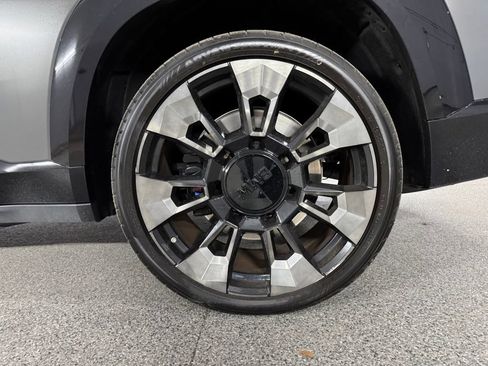 Used 2023 BMW XM AWD/4WD image 18