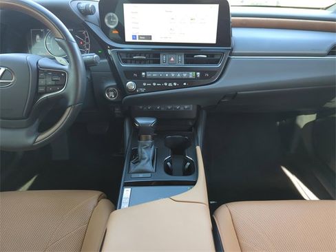 Used 2023 Lexus ES 350 Ultra Luxury image 21