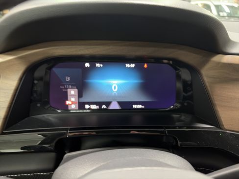 Certified 2026 Volkswagen Atlas SE AWD/4WD image 13