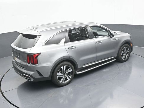 Used 2022 Kia Sorento EX w/ Panoramic Sunroof Package image 60