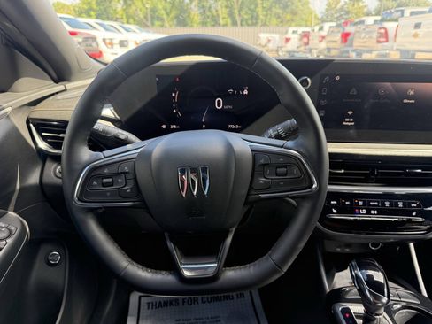Used 2024 Buick Envista Avenir FWD image 22