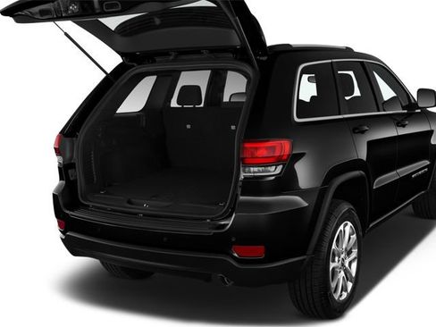 Used 2022 Jeep Grand Cherokee L Overland w/ Luxury Tech Group IV AWD/4WD image 7