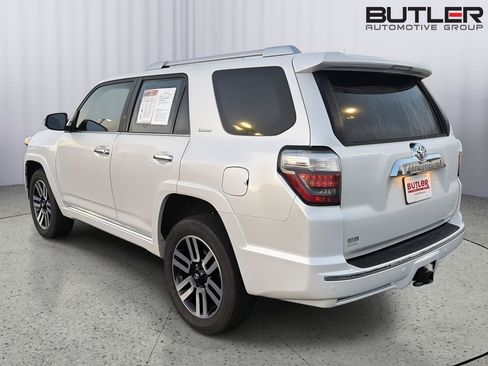 Certified 2024 Toyota 4Runner Limited AWD/4WD image 4