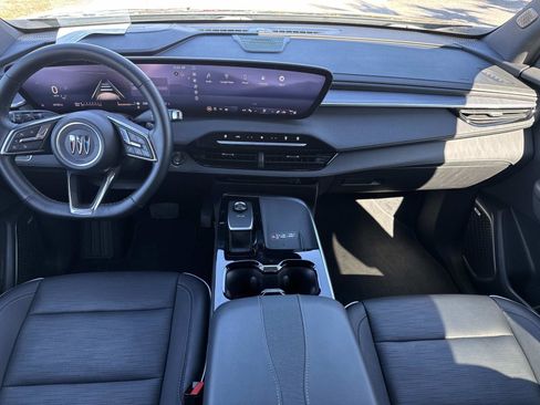 Used 2025 Buick Enclave Sport Touring image 16
