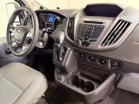Used 2019 Ford Transit 350 XLT RWD image 36