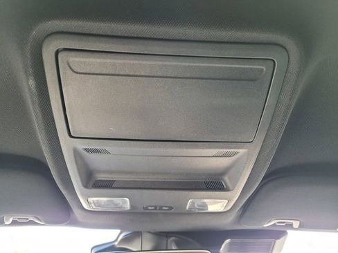 Used 2025 Ford Mustang Coupe image 21