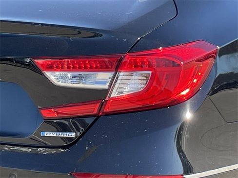 Used 2021 Honda Accord EX-L image 6
