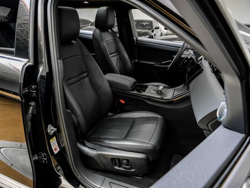 Used 2024 Land Rover Range Rover Evoque S image 36