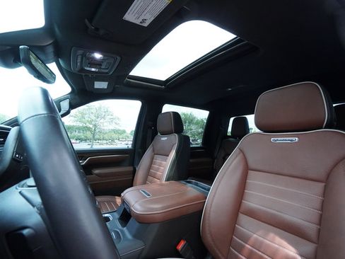 Used 2025 GMC Sierra 2500 Denali Ultimate AWD/4WD image 25