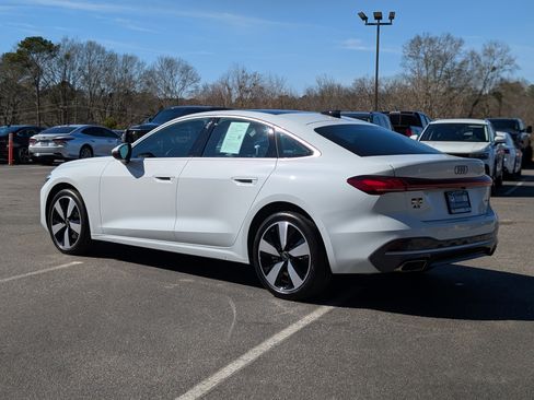 Used 2025 Audi A5 2.0T Premium w/ Convenience Package image 7