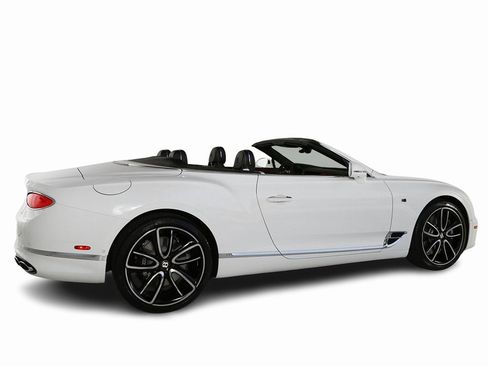 Used 2020 Bentley Continental GT V8 image 5