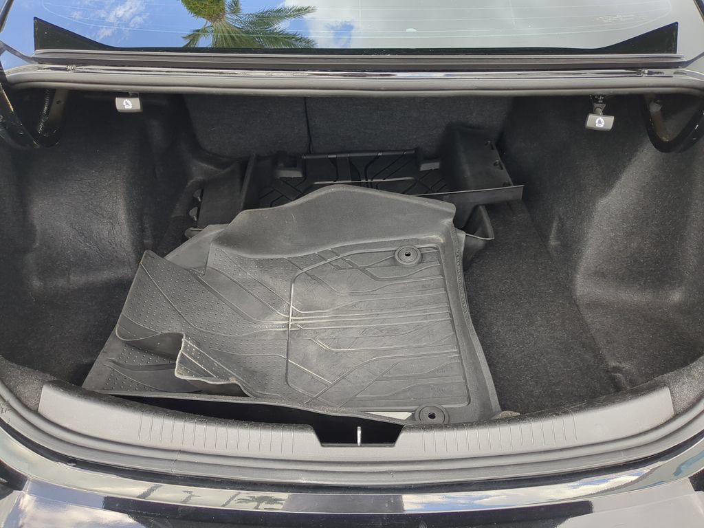 Used 2018 Chevrolet Malibu LS FWD image 8