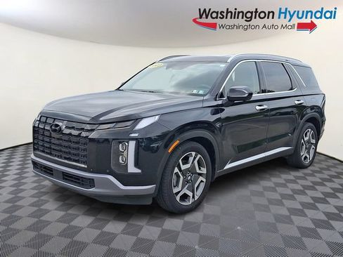 Certified 2023 Hyundai Palisade Limited w/ Cargo Package AWD/4WD image 3