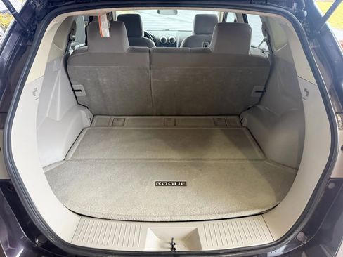 Used 2011 Nissan Rogue SV w/ Premium Pkg image 24