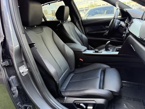 Used 2016 BMW 328i Sedan w/ Driver Assistance Package image 20