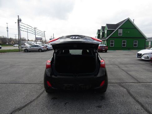 Used 2016 Hyundai Elantra GT image 7