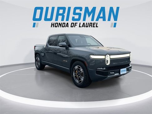 Used 2022 Rivian R1T Launch Edition image 2
