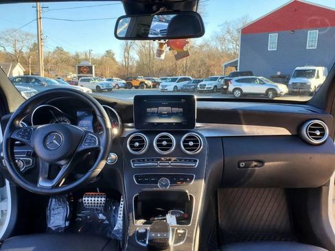 Used 2016 Mercedes-Benz C 300 C 300 4MATIC Sedan 4D image 17