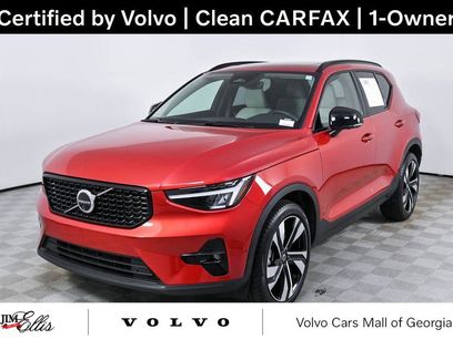 Certified 2025 Volvo XC40 B5 Plus