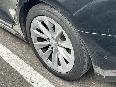 Used 2018 Tesla Model S 75D image 8