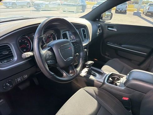 Used 2022 Dodge Charger SXT image 6