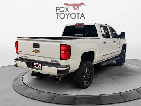 Used 2019 Chevrolet Silverado 2500 High Country w/ Duramax Plus Package AWD/4WD image 6