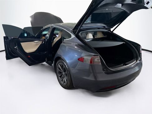 Used 2019 Tesla Model S 75D AWD/4WD image 37