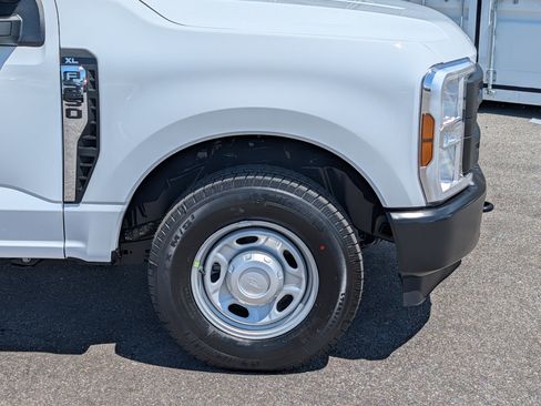 New 2026 Ford F250 XL image 12