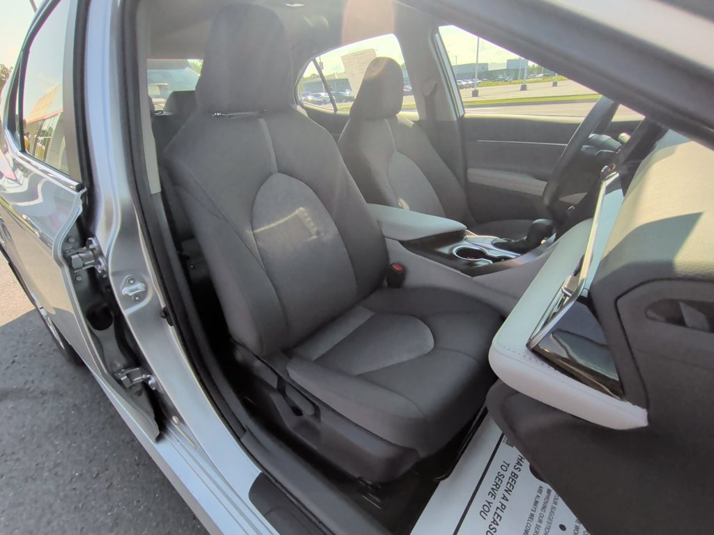 Used 2024 Toyota Camry LE FWD image 23