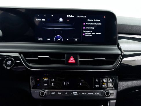 Certified 2024 Kia Seltos S image 24