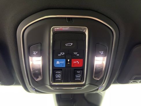 New 2025 Jeep Grand Cherokee L Laredo w/ Luxury Tech Group I image 27