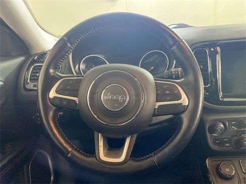 Used 2020 Jeep Compass Limited w/ Safety & Security Group image 34