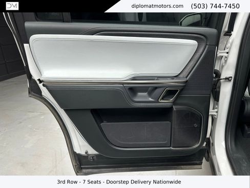 Used 2023 Rivian R1S Adventure image 30