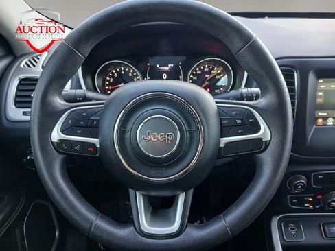 Used 2019 Jeep Compass Sport FWD image 11