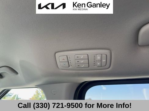 Certified 2024 Kia Carnival LX image 48