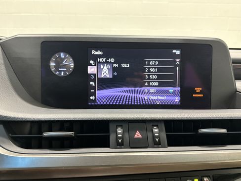 Used 2019 Lexus ES 350 w/ Premium Package FWD image 23