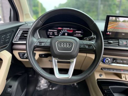 Used 2022 Audi Q5 2.0T Premium Plus w/ Premium Plus Package AWD/4WD image 41
