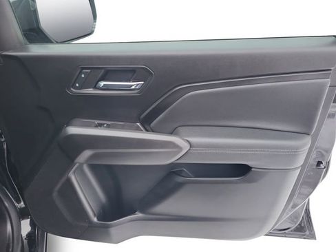 Used 2023 Chevrolet Colorado LT image 25