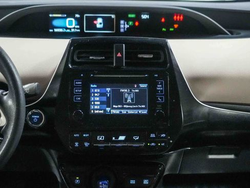 Certified 2017 Toyota Prius Two w/ Prius Two Safety Plus Package FWD image 14