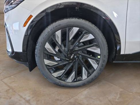 New 2026 Lincoln Nautilus Reserve image 9