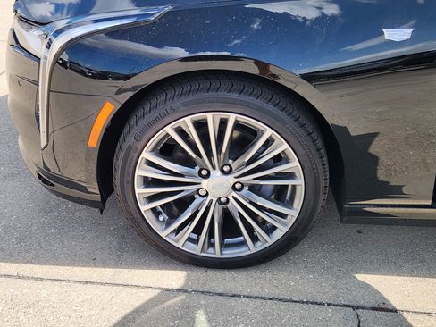 New 2025 Cadillac CT4 Premium Luxury image 34