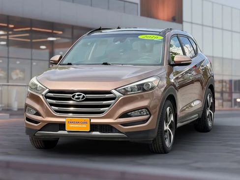 Used 2016 Hyundai Tucson Limited w/ Option Group 03 AWD/4WD image 2