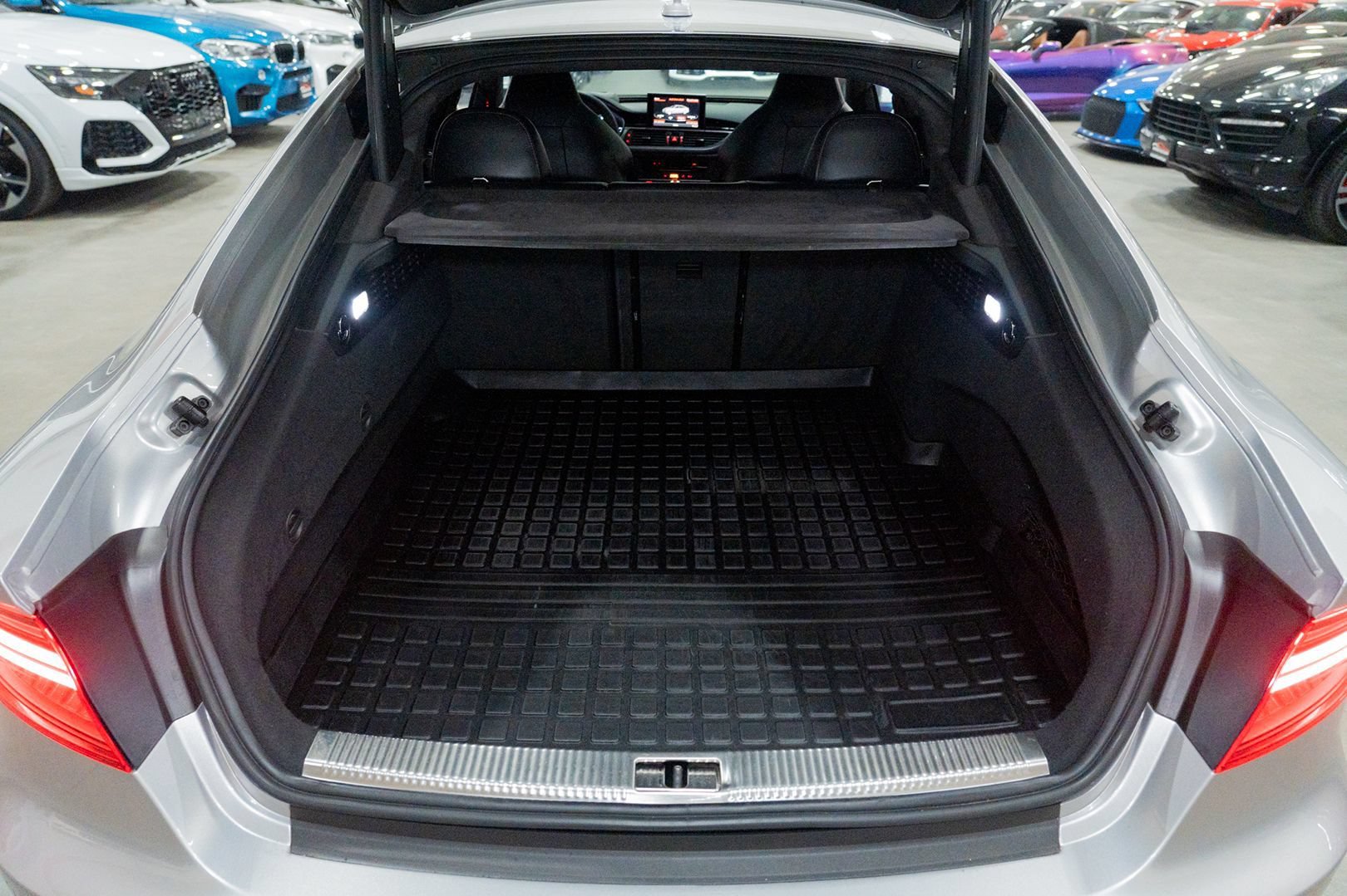 Used 2016 Audi RS 7 Prestige AWD/4WD image 31