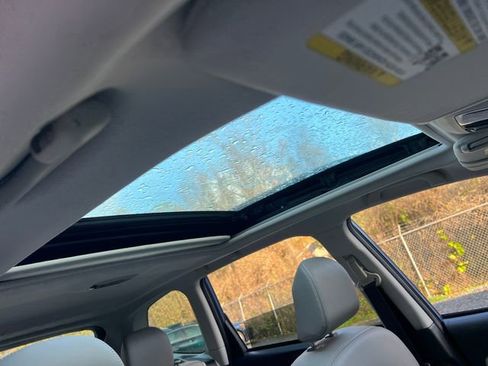 Used 2017 Subaru Forester 2.5i Limited image 36