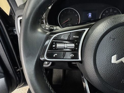 Used 2022 Kia Seltos EX AWD/4WD image 16
